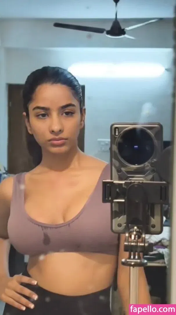 Aurora Sinclair Onlyfans Photo Gallery 