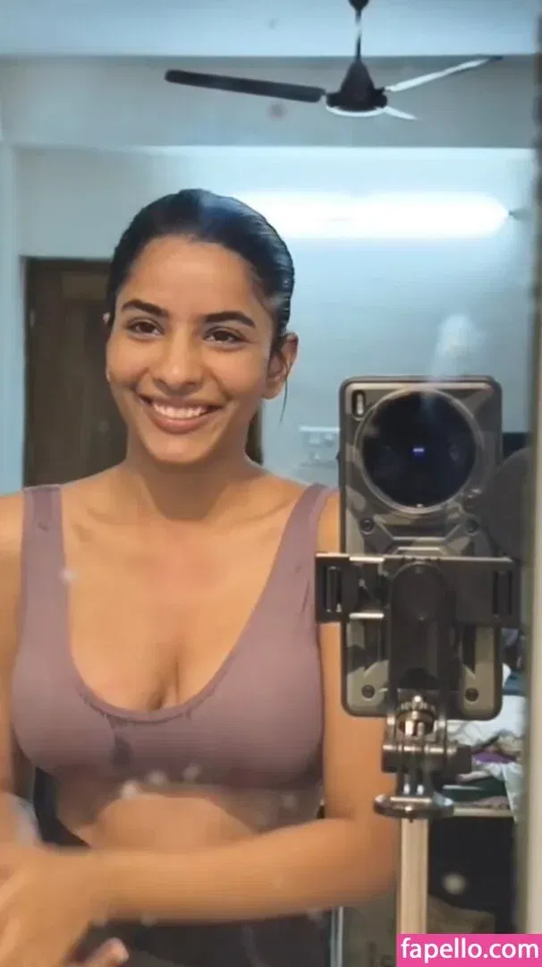 Aurora Sinclair Onlyfans Photo Gallery 