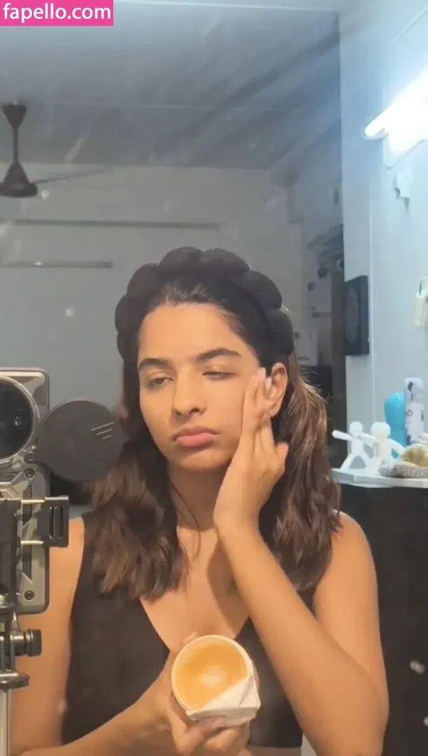 Aurora Sinclair Onlyfans Photo Gallery 