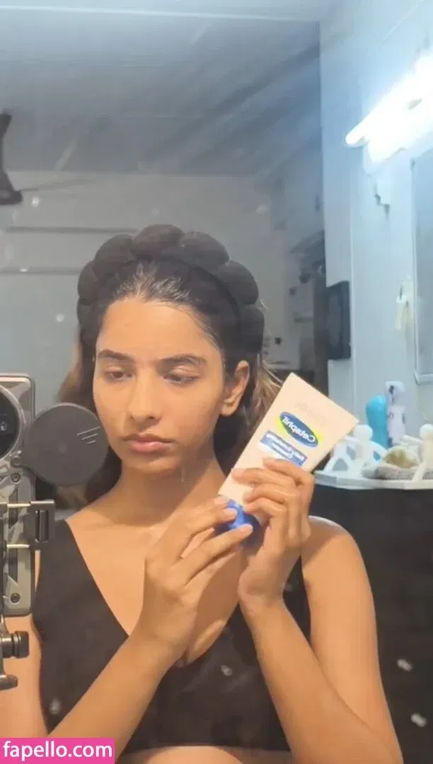 Aurora Sinclair Onlyfans Photo Gallery 