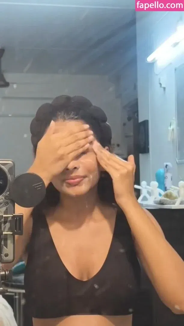 Aurora Sinclair Onlyfans Photo Gallery 