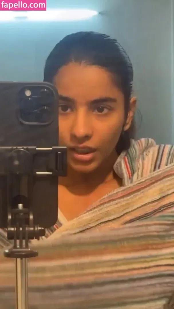 Aurora Sinclair Onlyfans Photo Gallery 