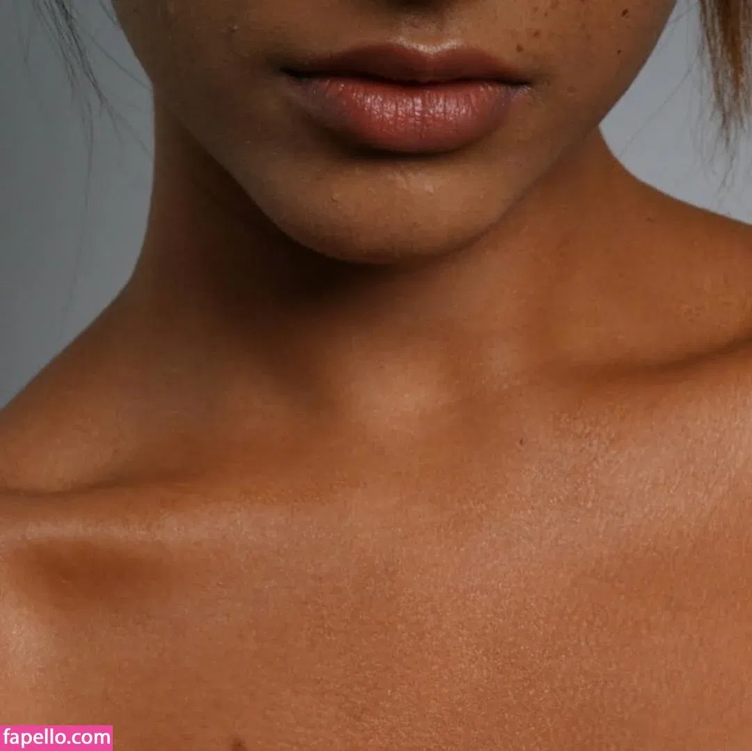 Aurora Sinclair Onlyfans Photo Gallery 