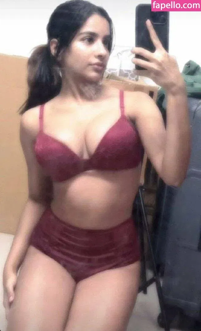 Aurora Sinclair Onlyfans Photo Gallery 