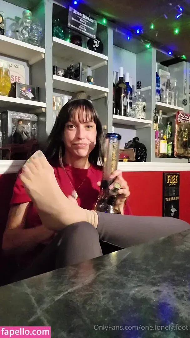 one.lonely.foot Onlyfans Photo Gallery 