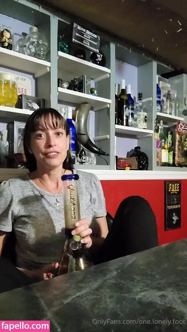 one.lonely.foot Onlyfans Photo Gallery 