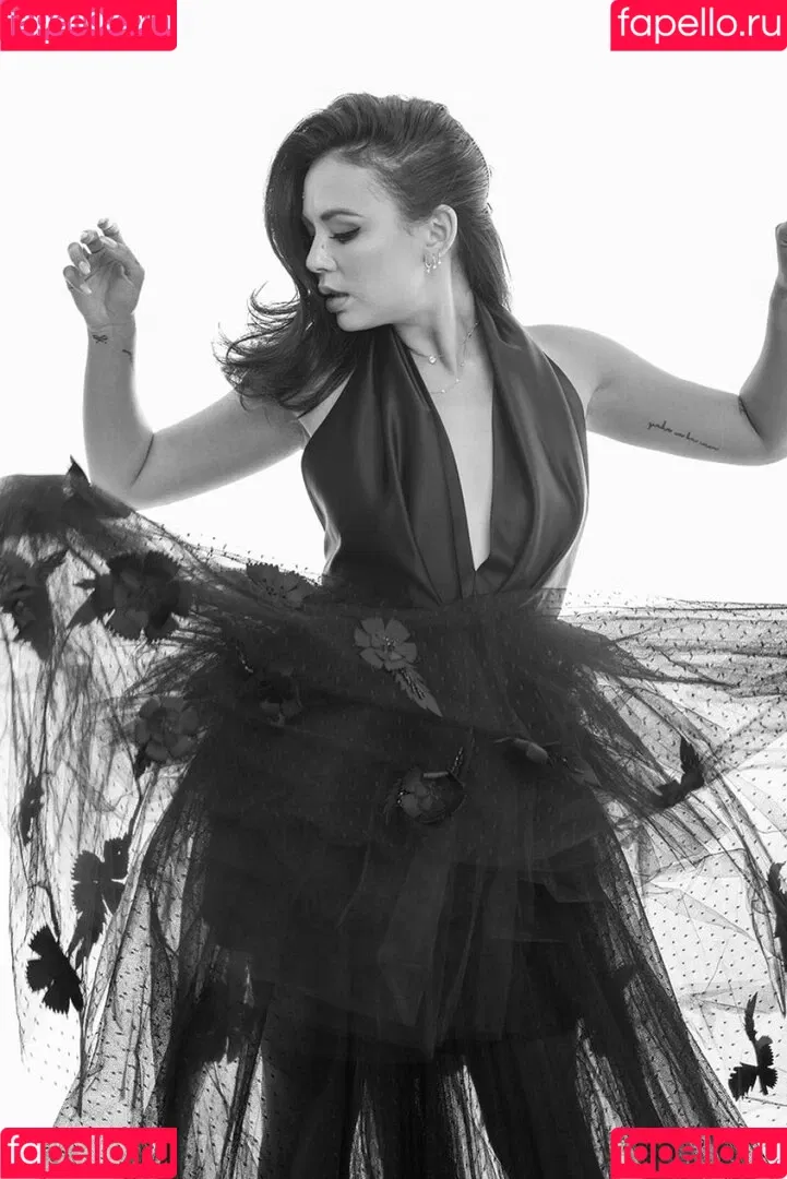 Janel Parrish Onlyfans Photo Gallery 