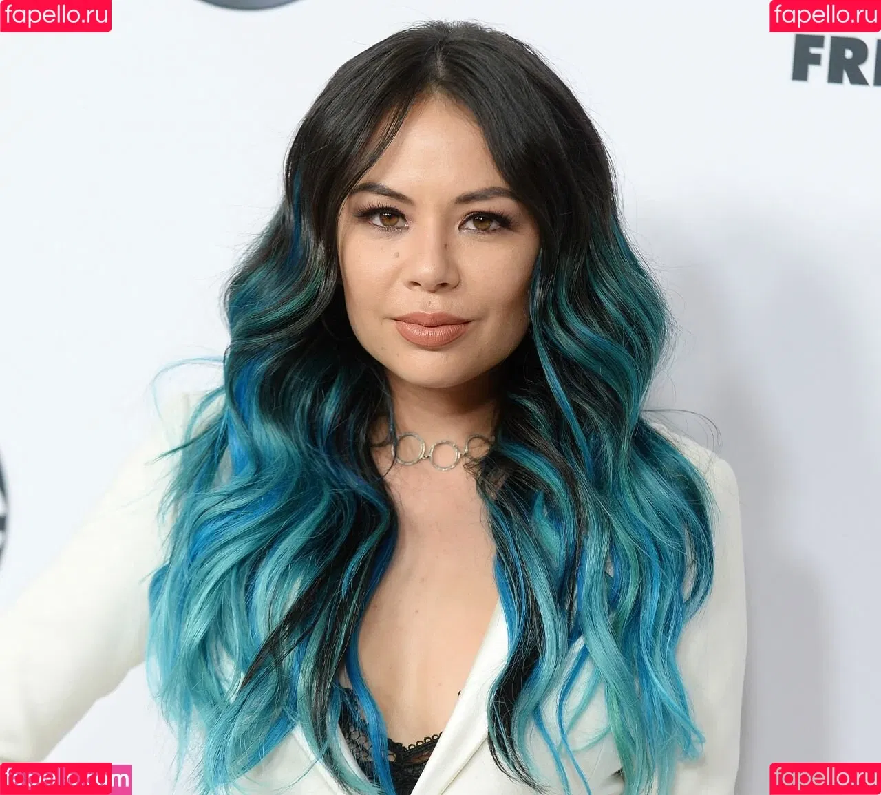 Janel Parrish Onlyfans Photo Gallery 