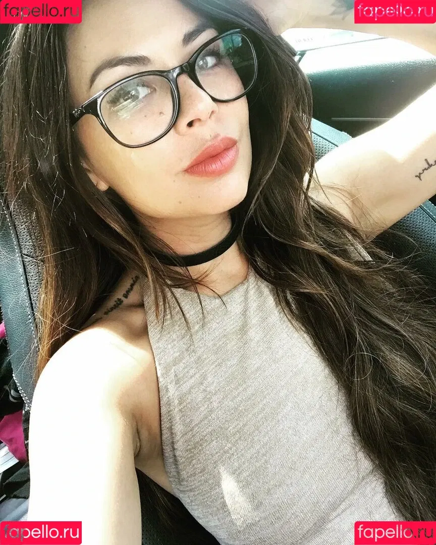 Janel Parrish Onlyfans Photo Gallery 