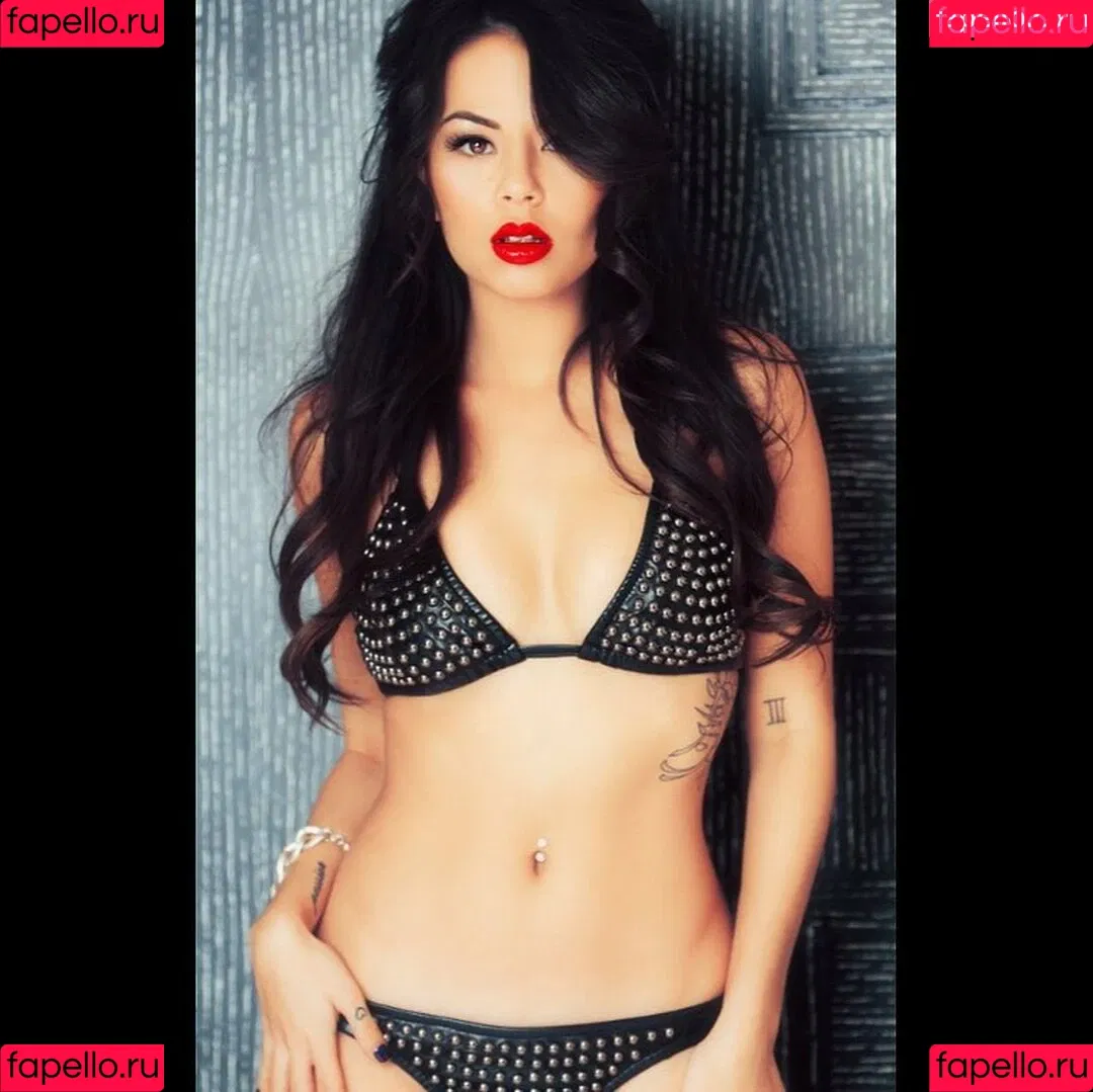 Janel Parrish Onlyfans Photo Gallery 