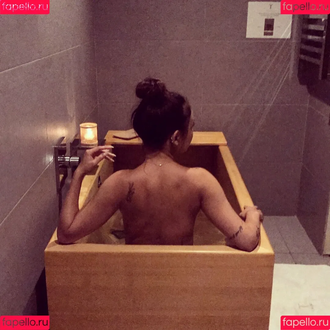 Janel Parrish Onlyfans Photo Gallery 