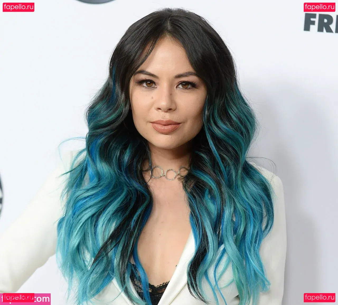 Janel Parrish Onlyfans Photo Gallery 