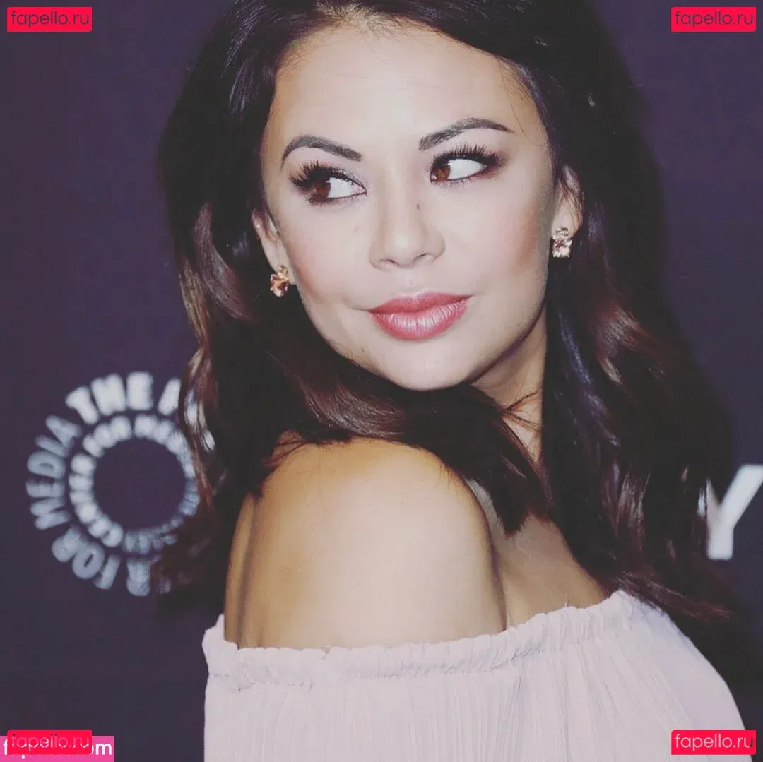 Janel Parrish Onlyfans Photo Gallery 