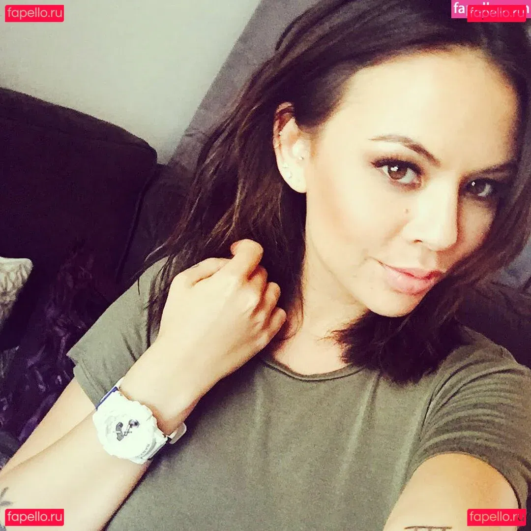 Janel Parrish Onlyfans Photo Gallery 