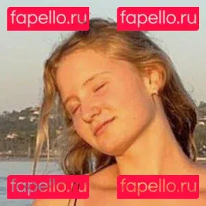 veranothing Onlyfans Photo Gallery 