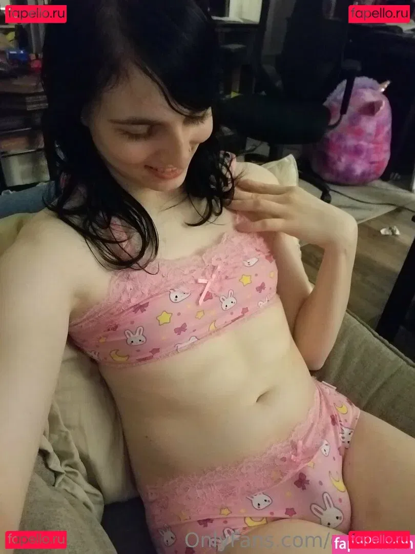 greyfem Onlyfans Photo Gallery 