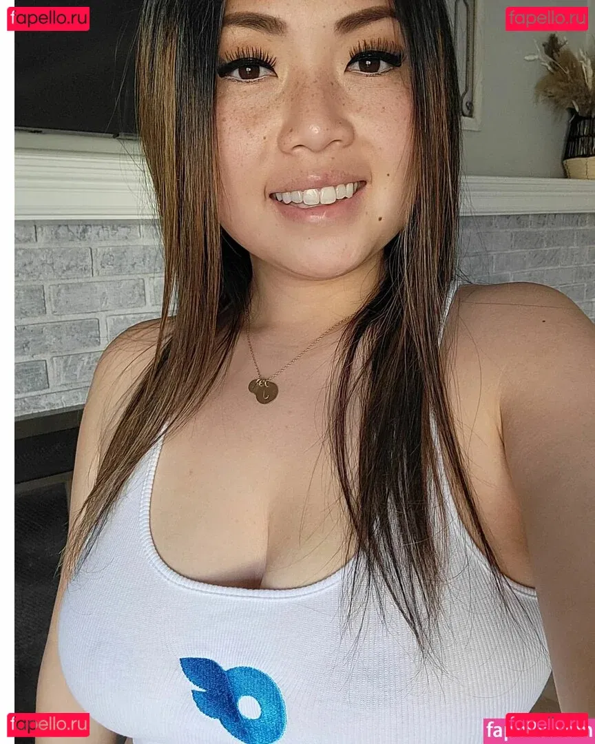 Miss Jee Yung Onlyfans Photo Gallery 
