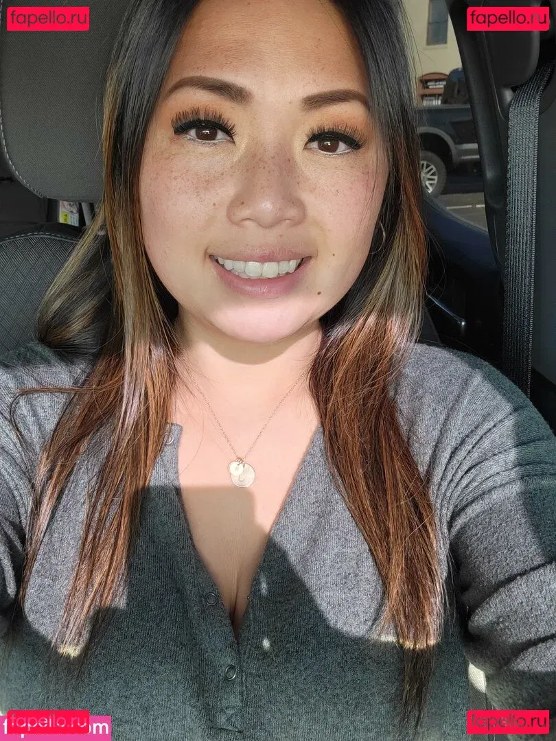 Miss Jee Yung Onlyfans Photo Gallery 