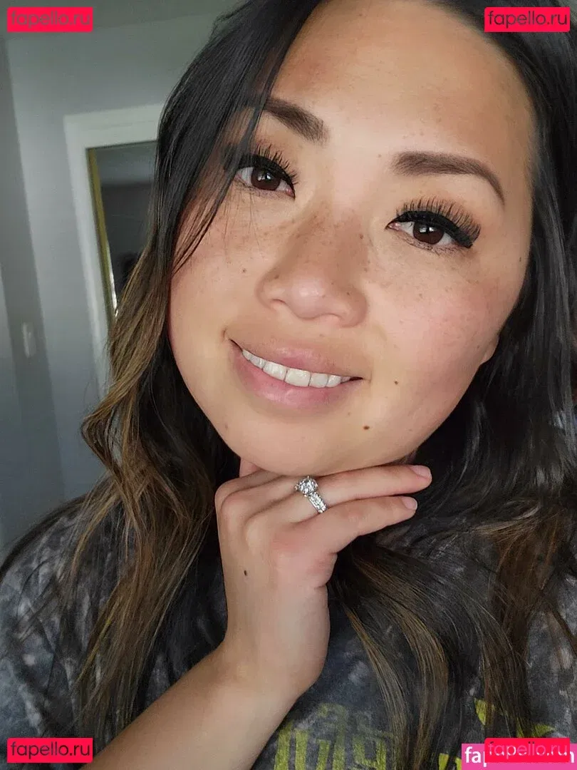 Miss Jee Yung Onlyfans Photo Gallery 