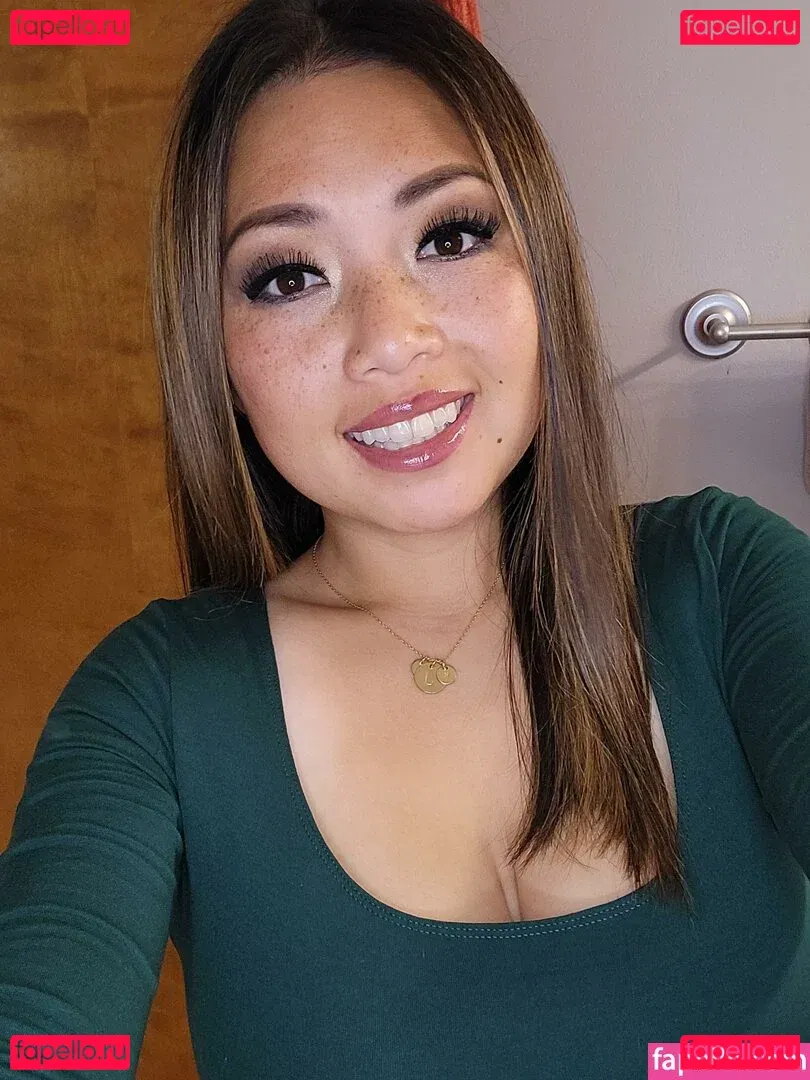 Miss Jee Yung Onlyfans Photo Gallery 