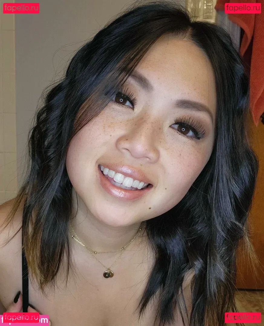 Miss Jee Yung Onlyfans Photo Gallery 