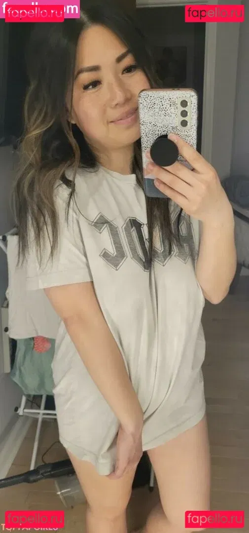 Miss Jee Yung Onlyfans Photo Gallery 