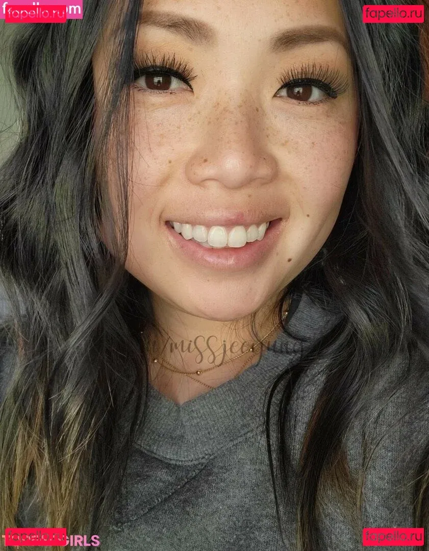 Miss Jee Yung Onlyfans Photo Gallery 