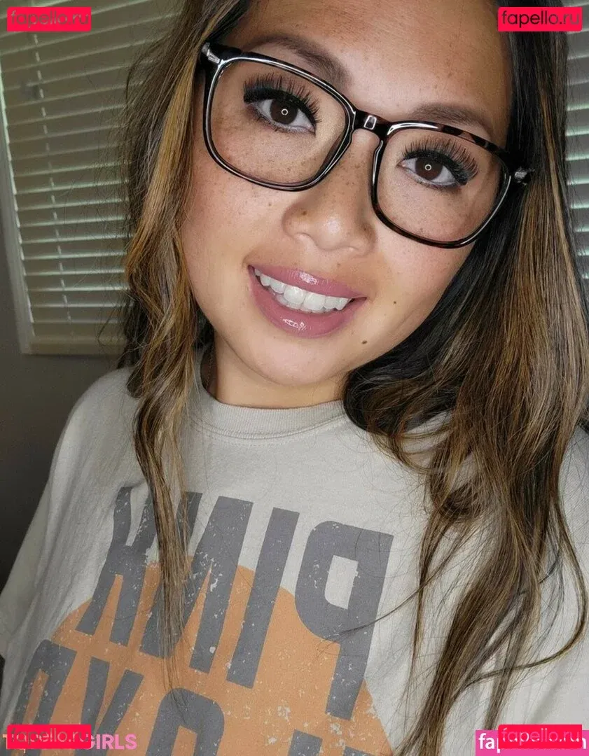 Miss Jee Yung Onlyfans Photo Gallery 