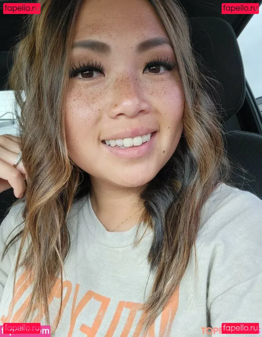 Miss Jee Yung Onlyfans Photo Gallery 