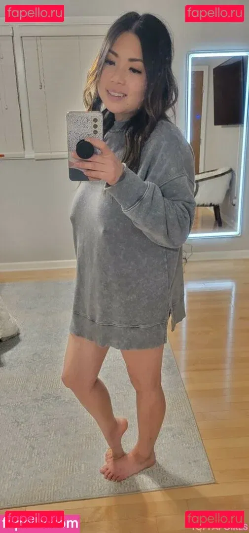 Miss Jee Yung Onlyfans Photo Gallery 