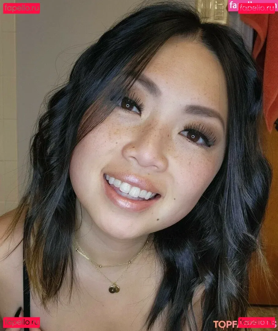 Miss Jee Yung Onlyfans Photo Gallery 