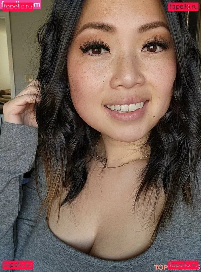 Miss Jee Yung Onlyfans Photo Gallery 