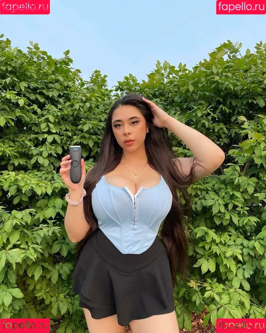 Reema Rochelle Onlyfans Photo Gallery 