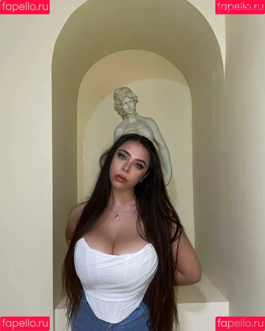 Reema Rochelle Onlyfans Photo Gallery 
