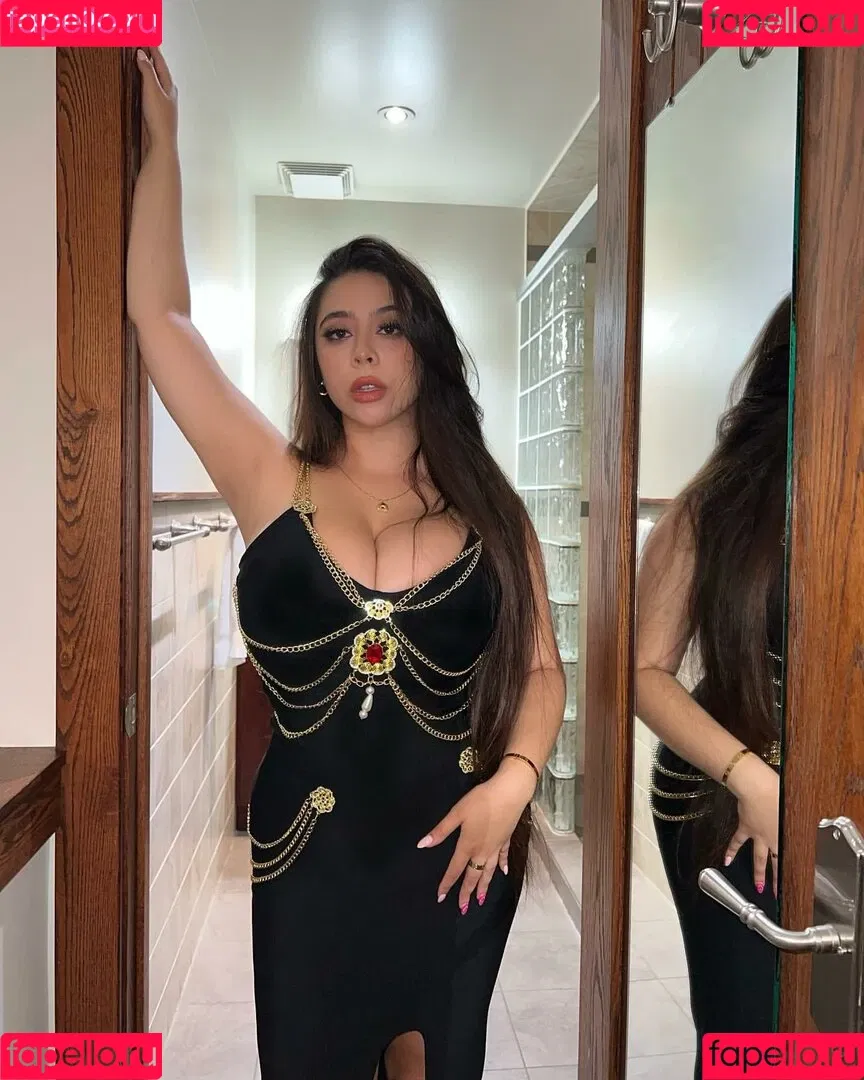 Reema Rochelle Onlyfans Photo Gallery 