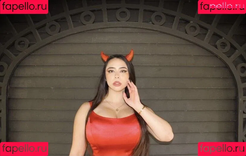 Reema Rochelle Onlyfans Photo Gallery 