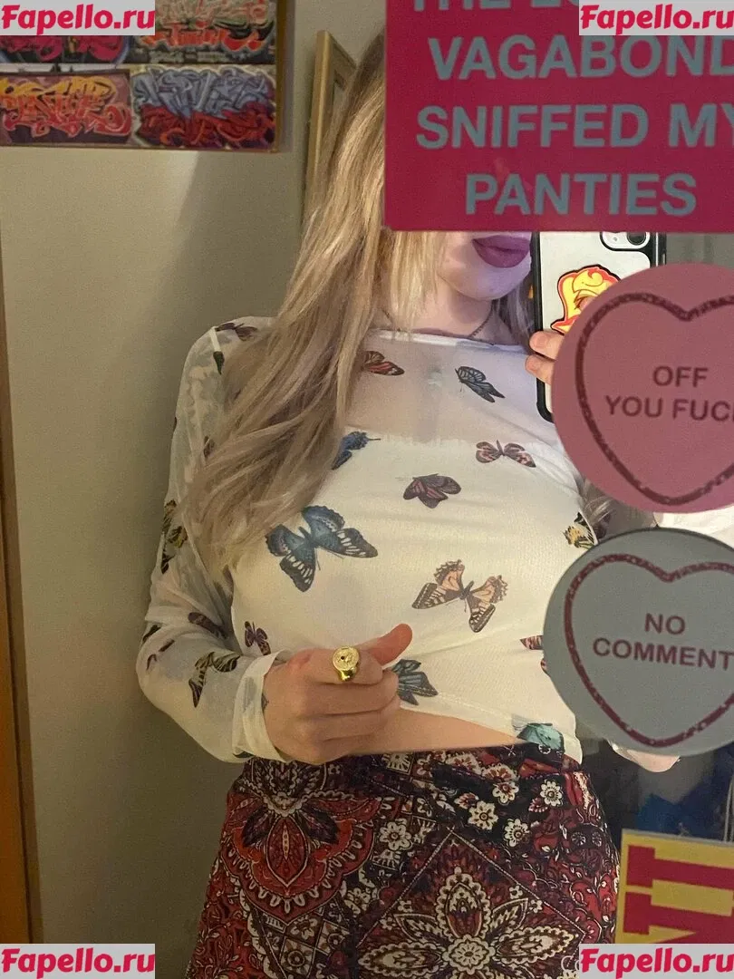 LilC0smic Onlyfans Photo Gallery 