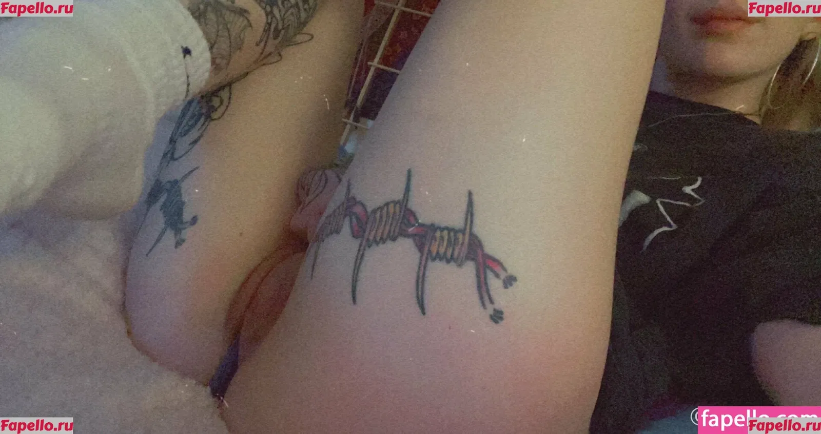 LilC0smic Onlyfans Photo Gallery 