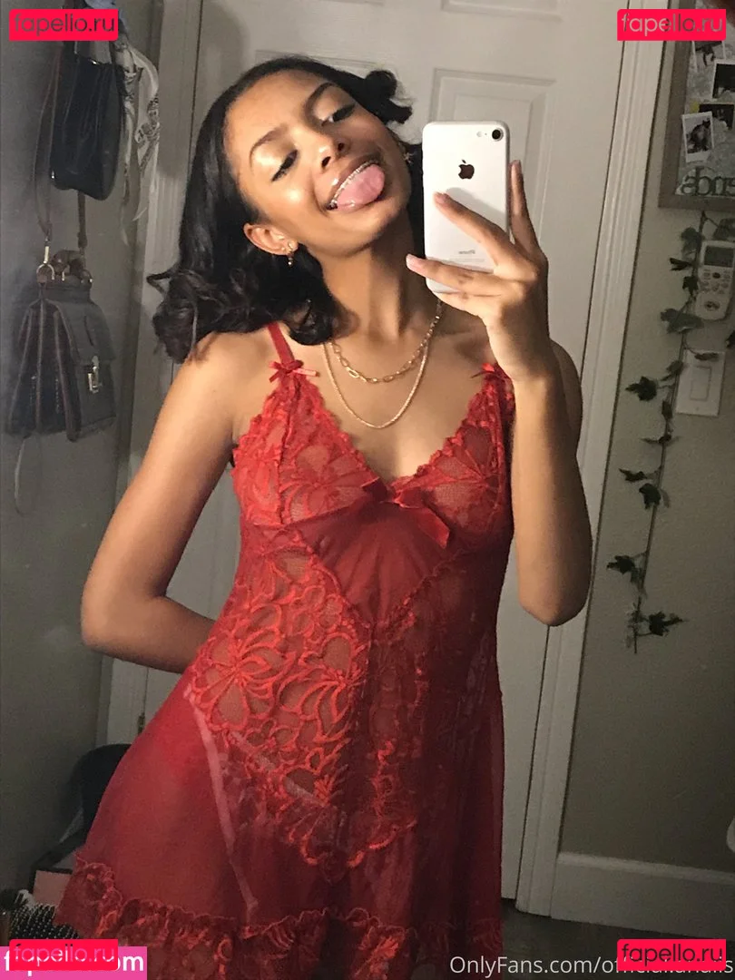 Official.Anaiis Onlyfans Photo Gallery 