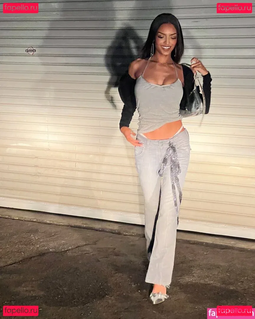 Official.Anaiis Onlyfans Photo Gallery 