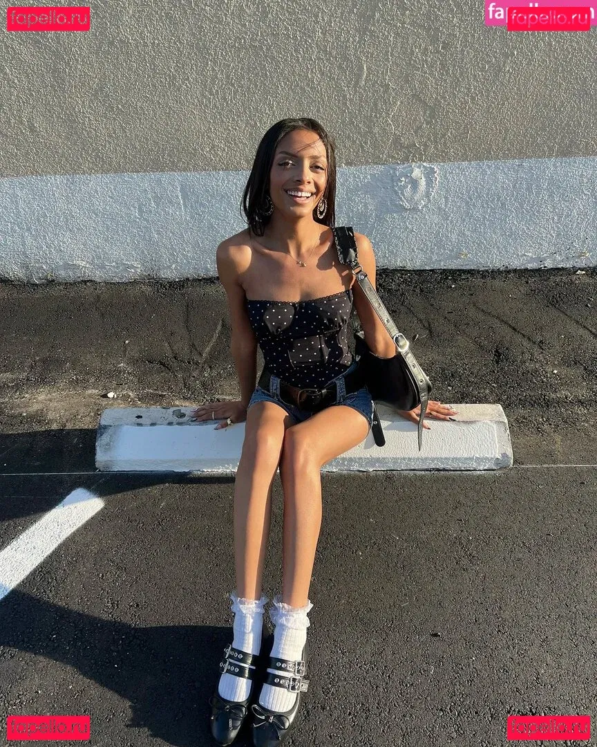 Official.Anaiis Onlyfans Photo Gallery 