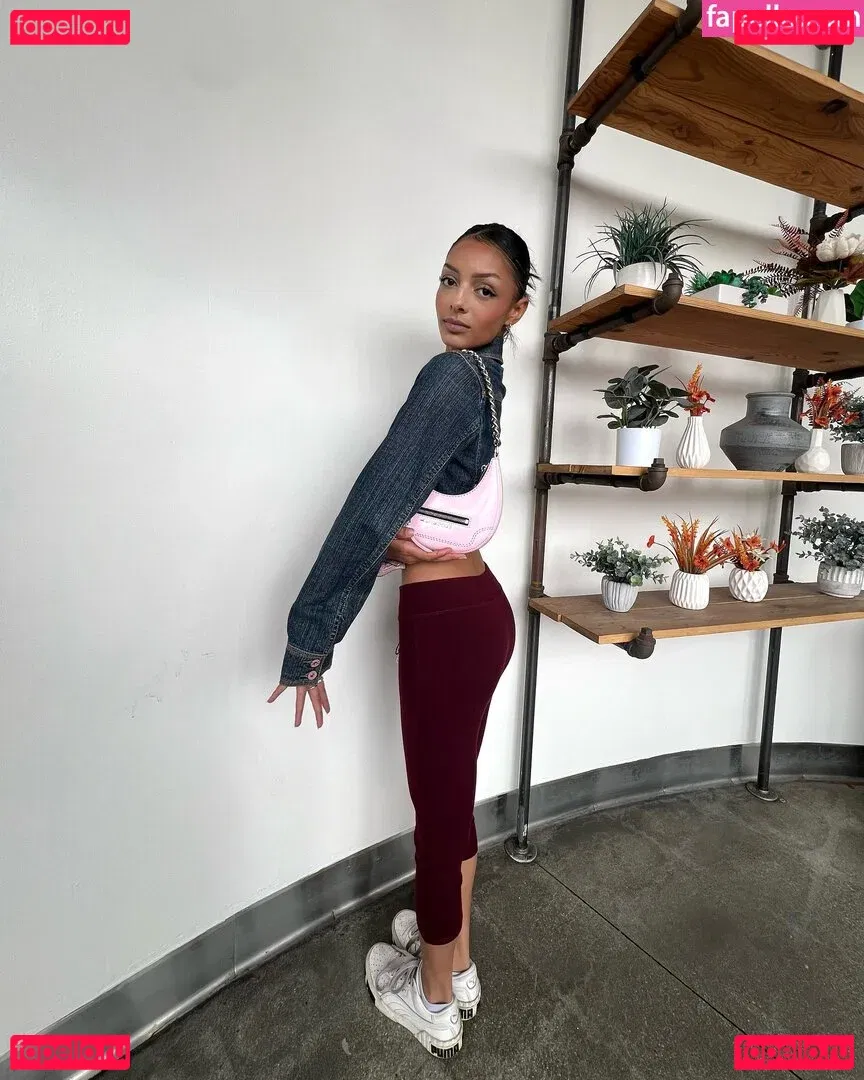 Official.Anaiis Onlyfans Photo Gallery 