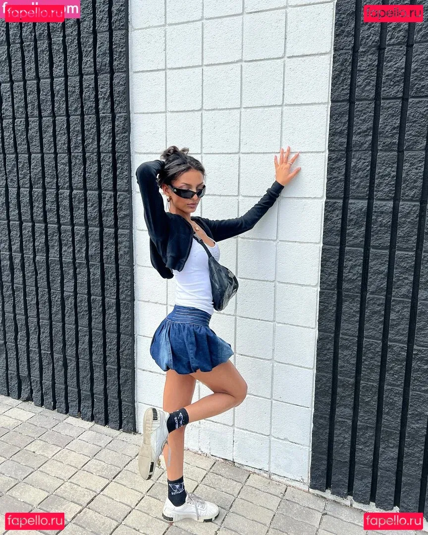 Official.Anaiis Onlyfans Photo Gallery 