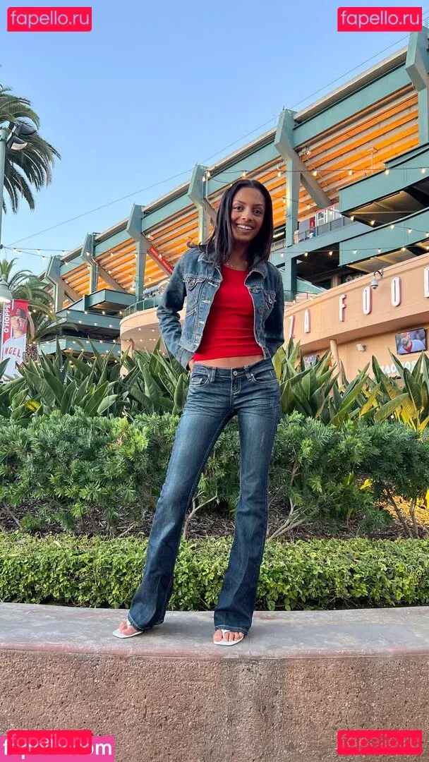 Official.Anaiis Onlyfans Photo Gallery 