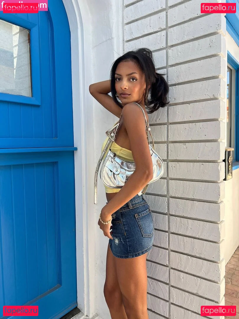 Official.Anaiis Onlyfans Photo Gallery 