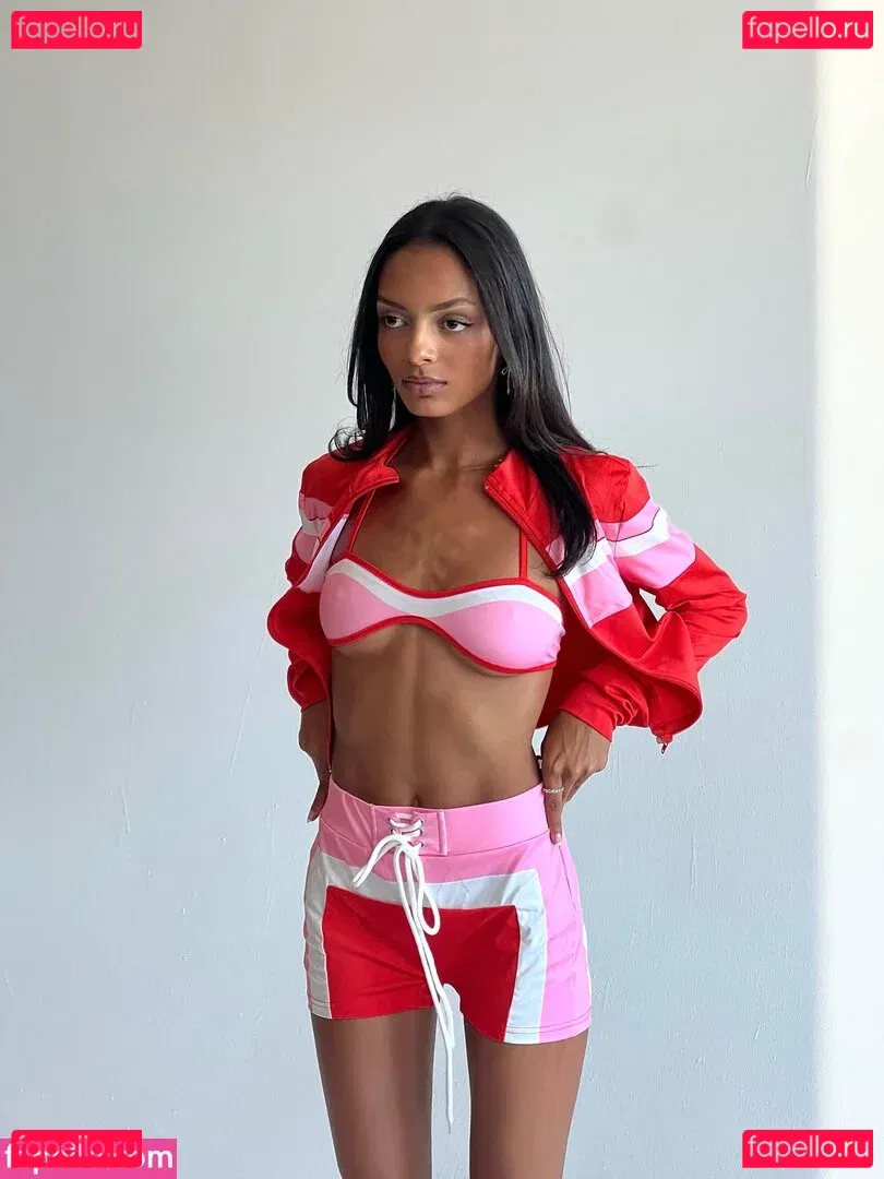 Official.Anaiis Onlyfans Photo Gallery 