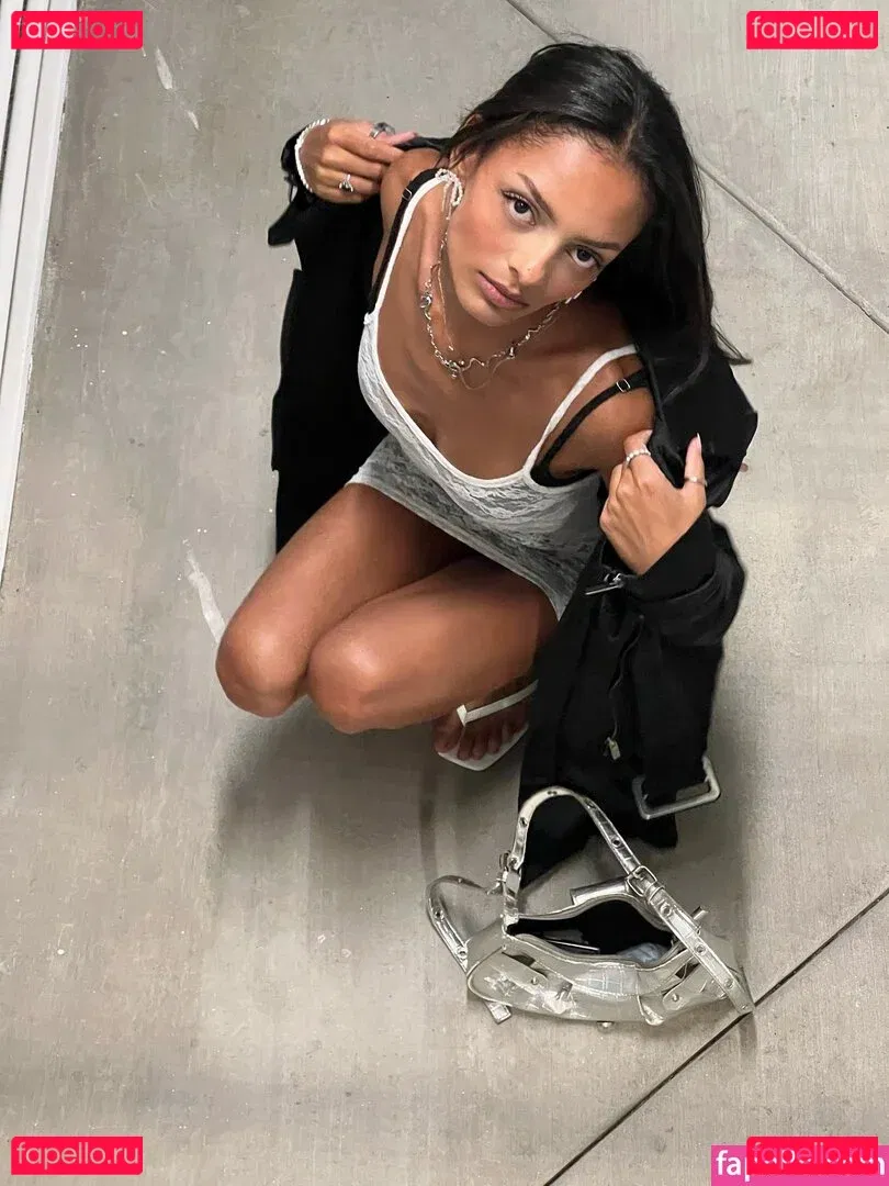 Official.Anaiis Onlyfans Photo Gallery 