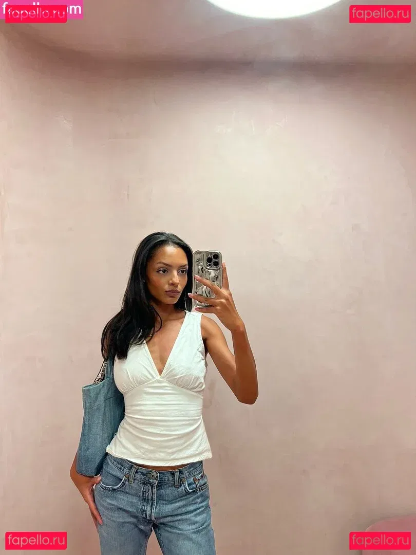 Official.Anaiis Onlyfans Photo Gallery 