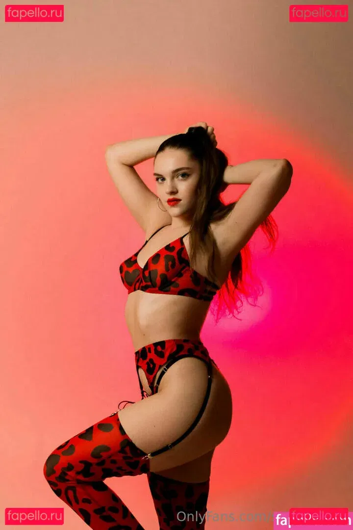 sospicyblog Onlyfans Photo Gallery 