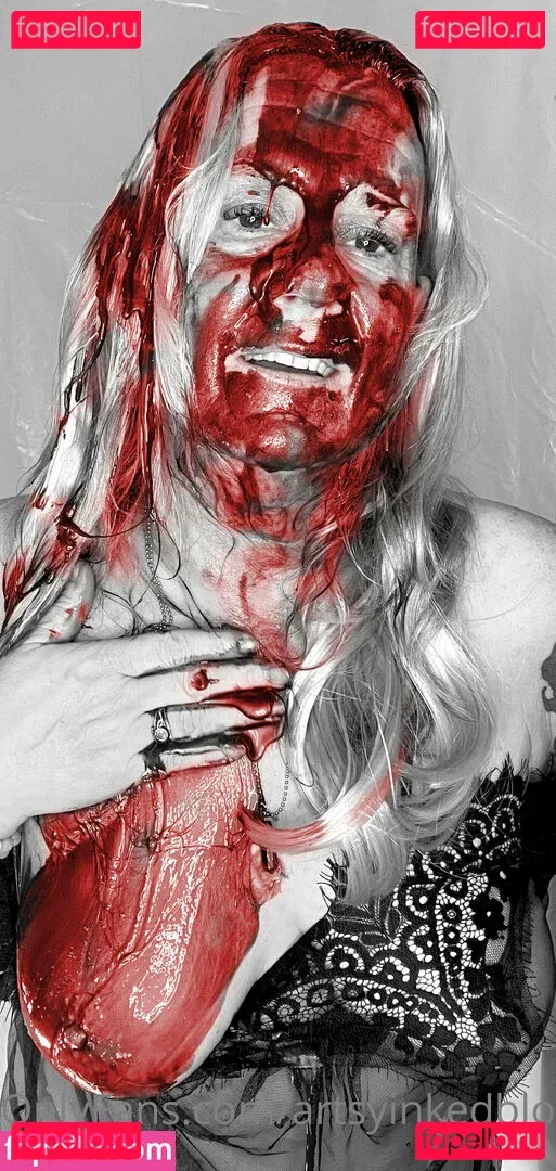 artsyinkedblonde Onlyfans Photo Gallery 